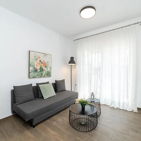 Thalassa Complex By Horizon Homes