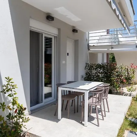 Thalassa Complex By Horizon Homes *